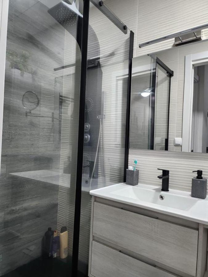 Embajadores, Apartamento Moderno Y Centrico Para 4 马德里 外观 照片